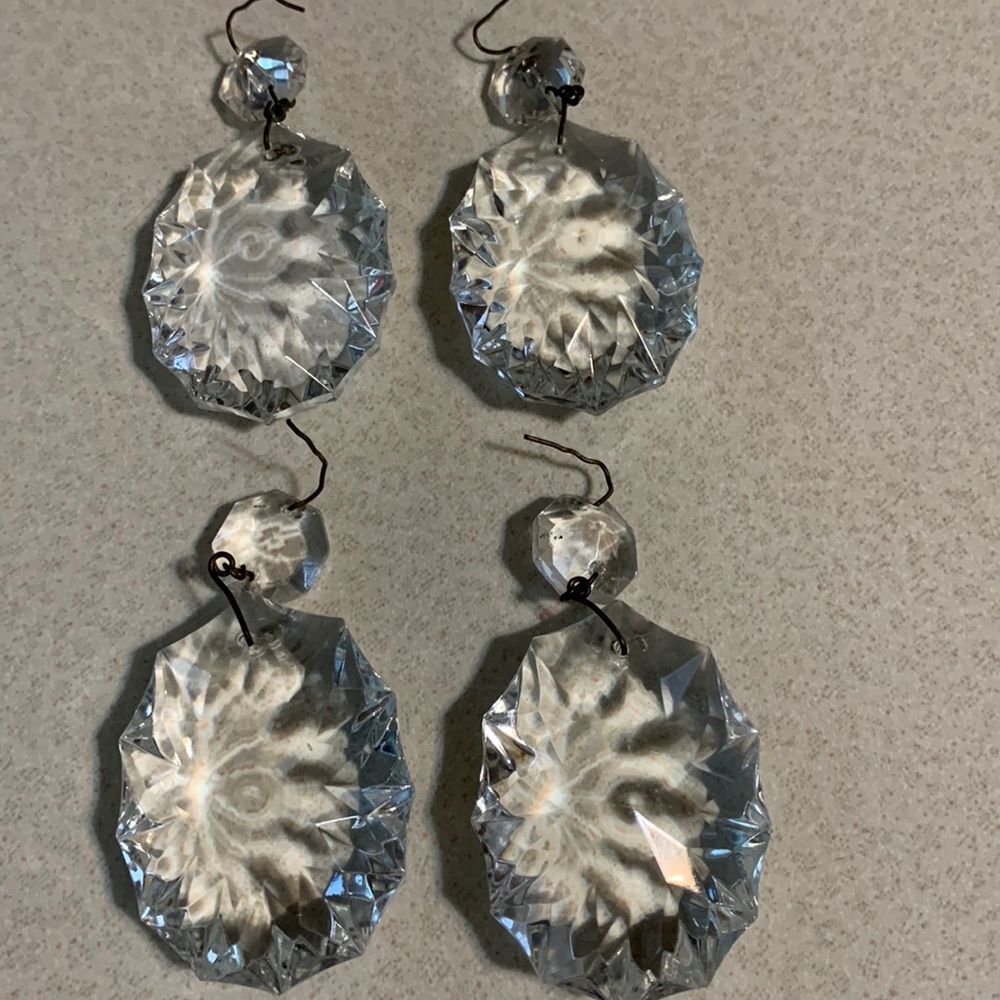 4 vintage two piece oval crystal prisms (172)